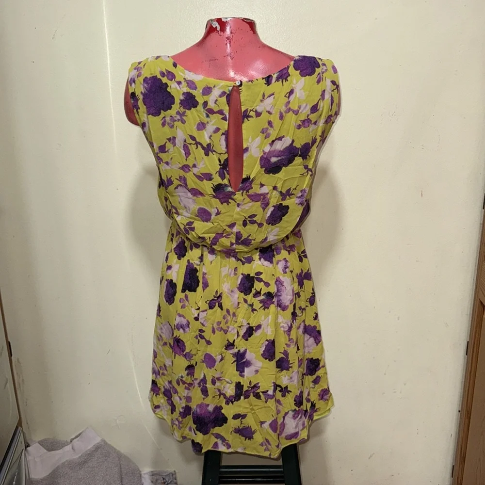 Alice + Olivia Yellow Floral silk, lined Dress with Purple Accents medium